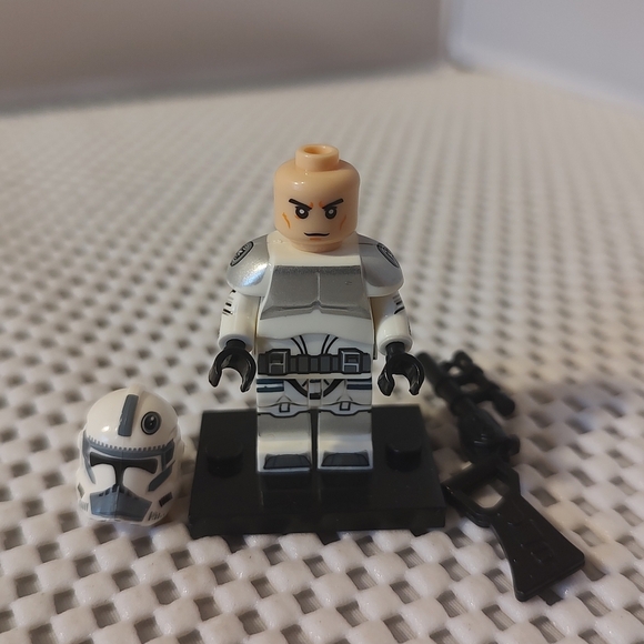 Custom Star Wars Minifigure Kamino Security Commander Lego Compatible - Picture 5 of 6